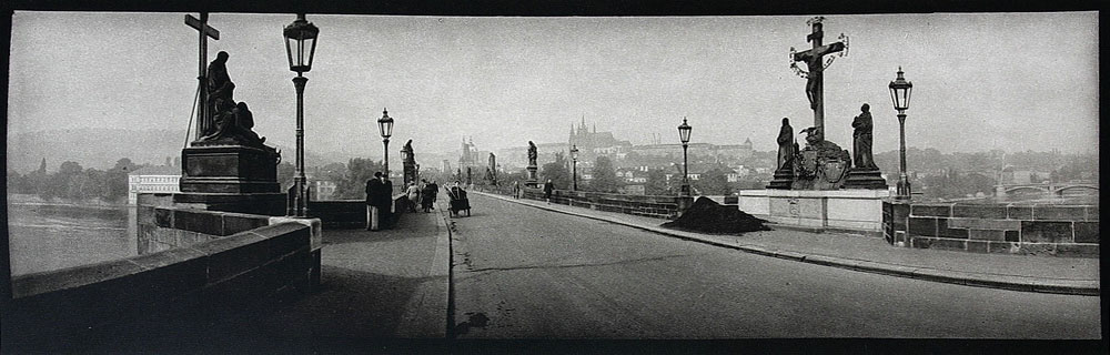 ©Josef Sudek Le pont Charles Prague 1960