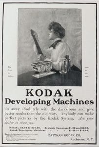 Le tirage argentique en photographie - Affiche kodak pour les Developing machines [source web http://www.atticpaper.com]